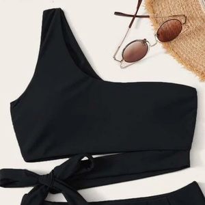 🌸🌸🌸 3/25$ SHEIN bathing suit top